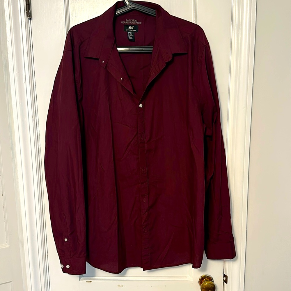 H&M slimfit burgundy ￼